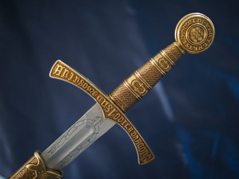 "In Nomine Veritatis" sword, French blue scabbard and Fleurs de lys #Terressens "In Nomine Veritatis" sword, French blue scabbard and Fleurs de lys #Terressens
