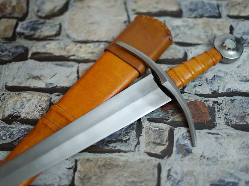 "Terre de Sienne" forged sword ⚔ #Terressens "Terre de Sienne" forged sword ⚔ #Terressens