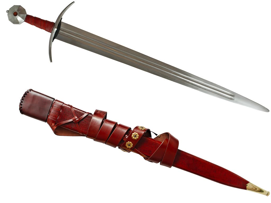 Forged medieval sword "Vicit semper" (always victorious) ⚔ #Terressens Forged medieval sword "Vicit semper" (always victorious) ⚔ #Terressens
