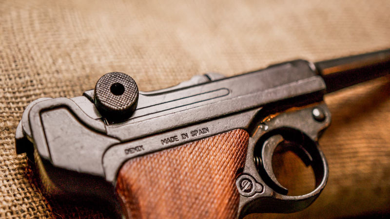 Luger P08 Parabellum pistol, wooden stock #Terressens Luger P08 Parabellum pistol, wooden stock #Terressens