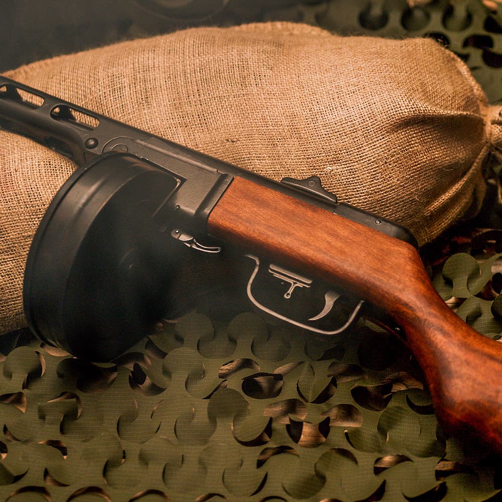 Soviet PPSh-41 machine pistol #Terressens