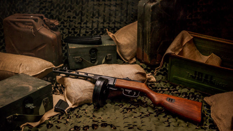 Soviet PPSh-41 machine pistol #Terressens