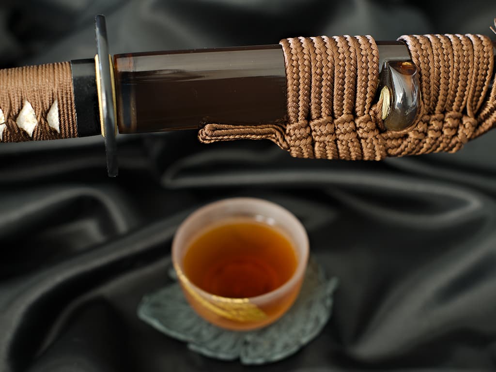 Katana Maru 1095, véritable Hamon, aiguisage à la main « Chairo » 茶色 (marron, couleur du thé) #Terressens Katana Maru 1095, véritable Hamon, aiguisage à la main « Chairo » 茶色 (marron, couleur du thé) #Terressens