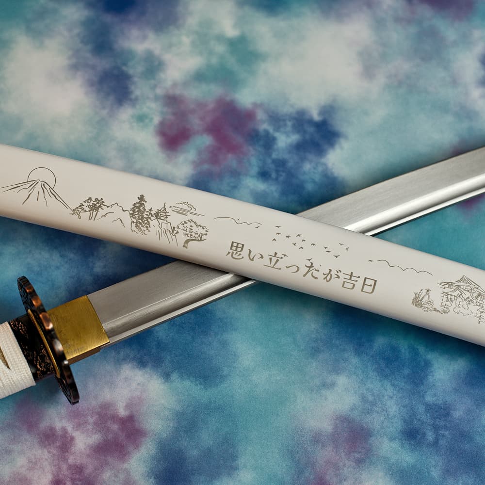 Katana aiguisé « Ketsui » (決意 résolution, décision), saya blanc décoré d'un motif japonais, tressages blancs #Terressens