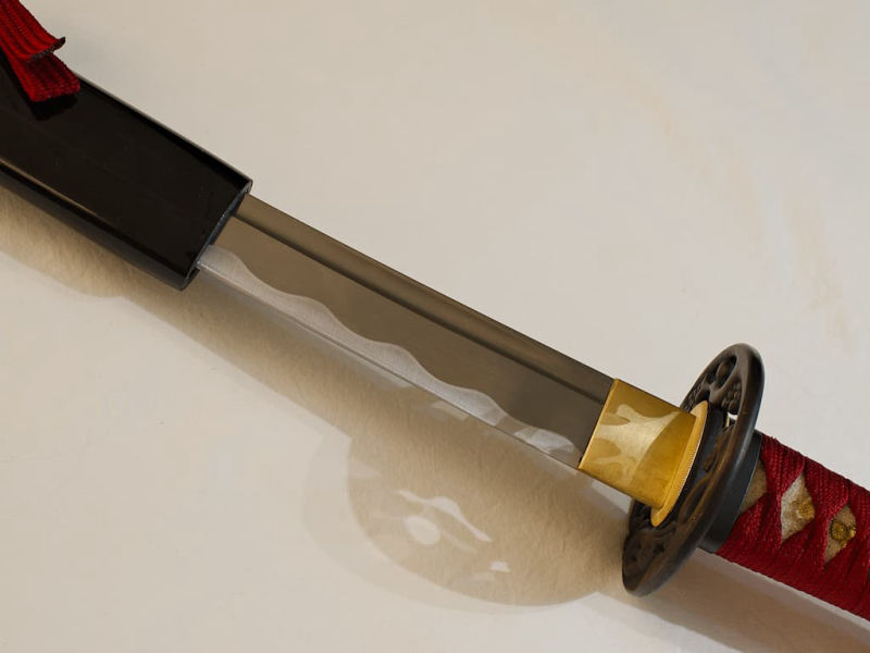 Ake sharpened wakizashi (朱, blood red), ito and dark red sageo #Terressens