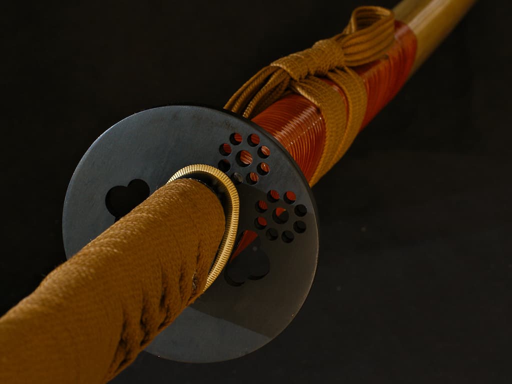 Chirihama, sharpened katana (千里浜, beach of..., Ishikawa prefecture, Japan) Chirihama, sharpened katana (千里浜, beach of..., Ishikawa prefecture, Japan) #Terressens