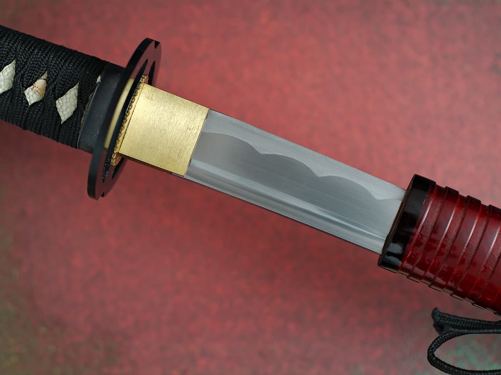 Senshi, sharpened katana, dark red saya with throats (戦士 soldier, warrior) #Terressens Senshi, sharpened katana, dark red saya with throats (戦士 soldier, warrior) #Terressens