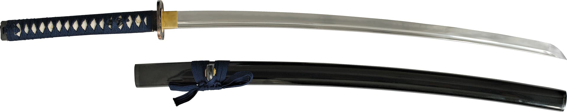 Katana "Yain" (夜陰 in the shadow of night), Sushu Kitae, selective tempering, ito and dark blue sageo #Terressens Katana "Yain" (夜陰 in the shadow of night), Sushu Kitae, selective tempering, ito and dark blue sageo #Terressens