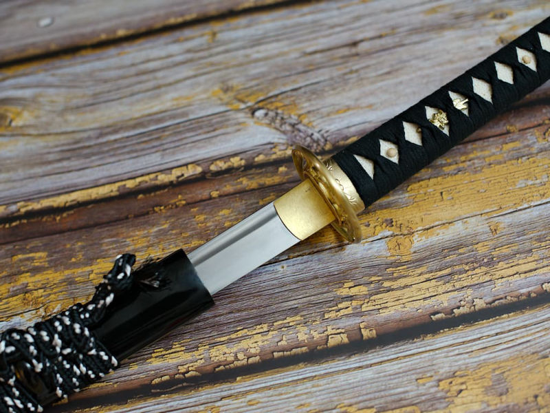 Sacred Earth Katana (聖地, Seichi), sharpened blade 1095, genuine hamon, brown braiding #Terressens Katana sharpened "akitsu" (秋津), Maru 1060, selective tempering #Terressens