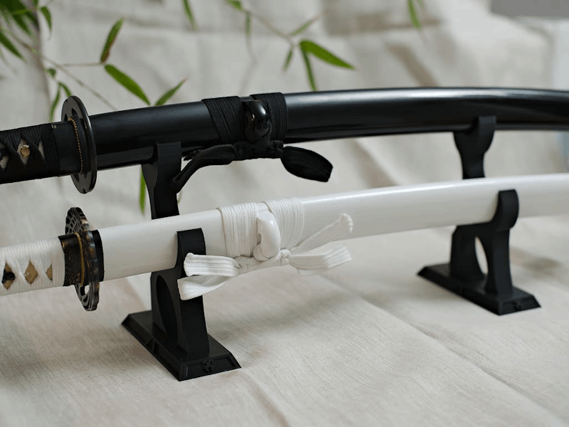 "Fukuza" katana stand (複座, two places), for two Japanese swords #Terressens "Fukuza" katana stand (複座, two places), for two Japanese swords #Terressens