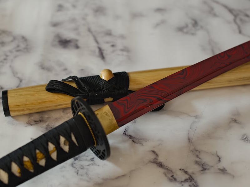 "Yougan" sharpened katana (溶岩 lava), red and black 1045 steel blade #Terressens "Yougan" sharpened katana (溶岩 lava), red and black 1045 steel blade #Terressens