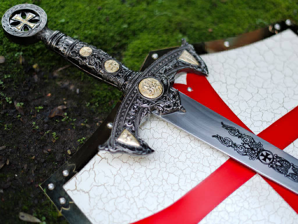 Decorative Templar sword "Knight of Christ" on Templar shield