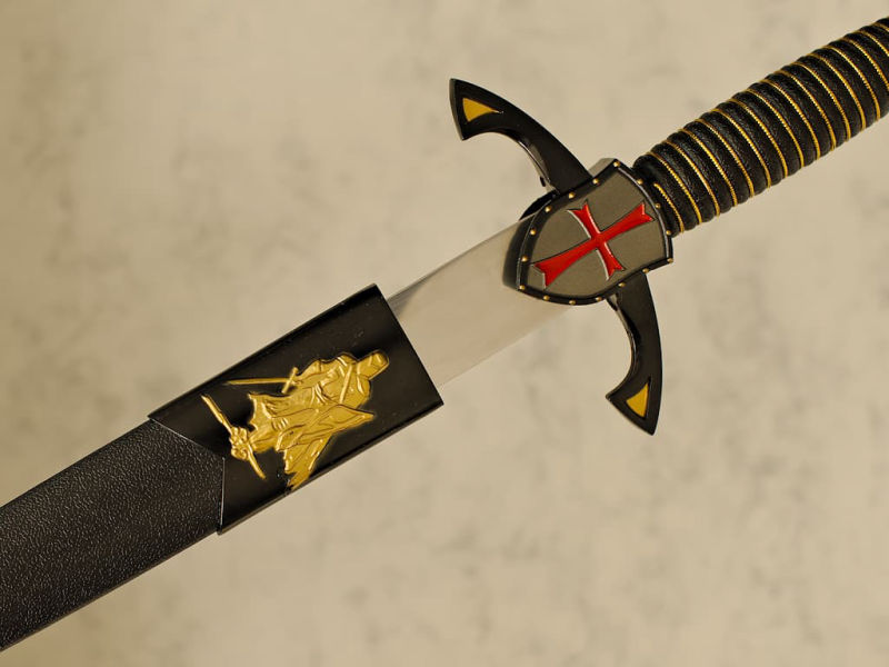 Baussant, symbolic Templar dagger #Terressens