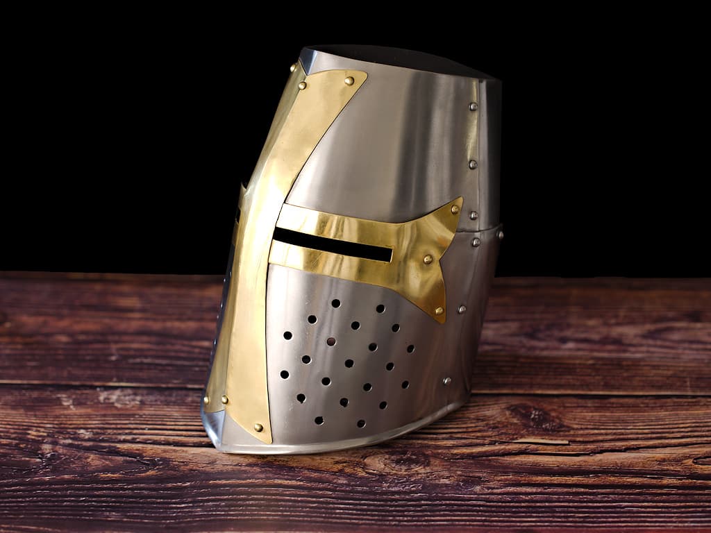 Templar steel helmet with brass cross #Terressens